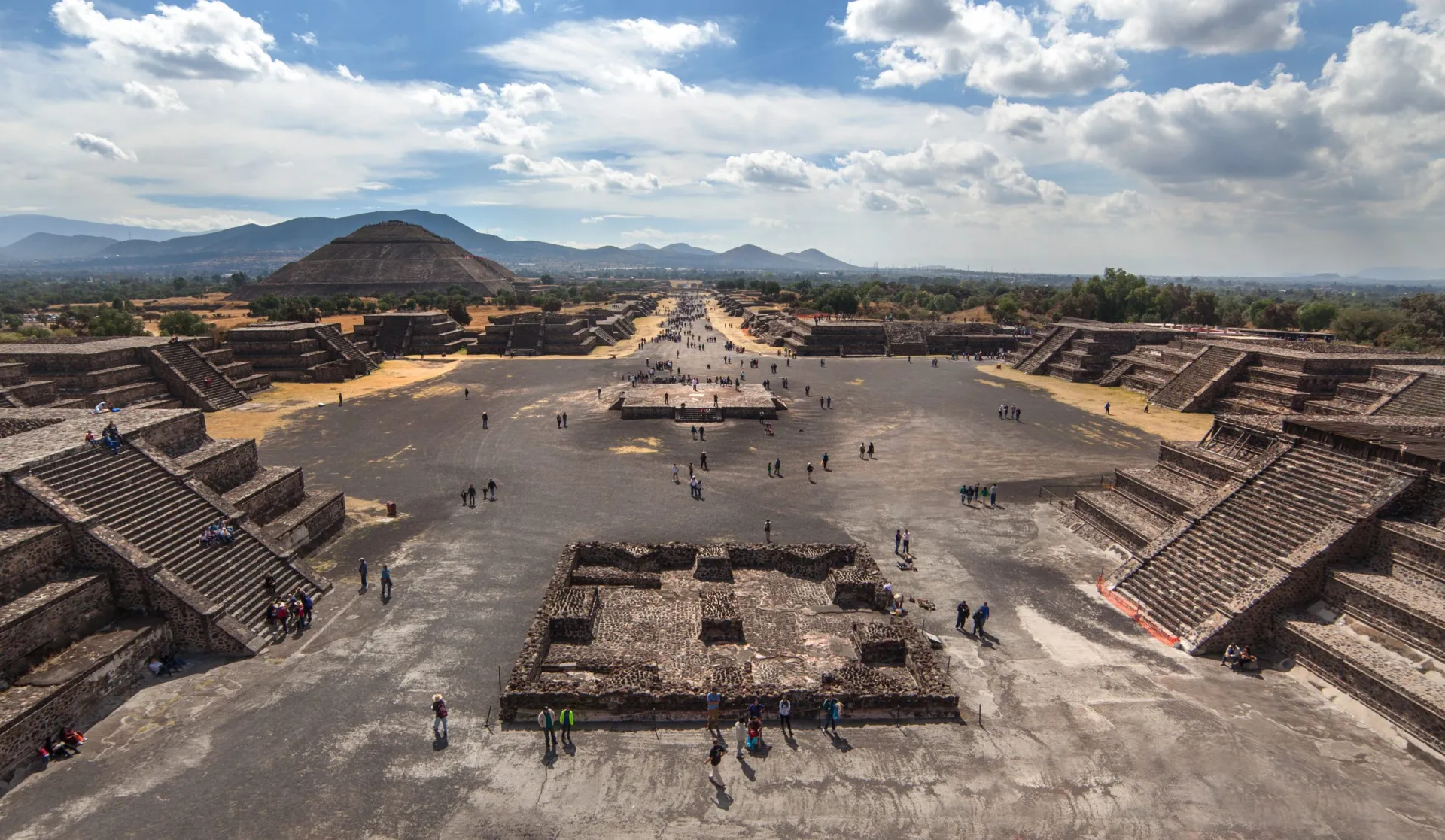 piramide-teotihualcan-scaled