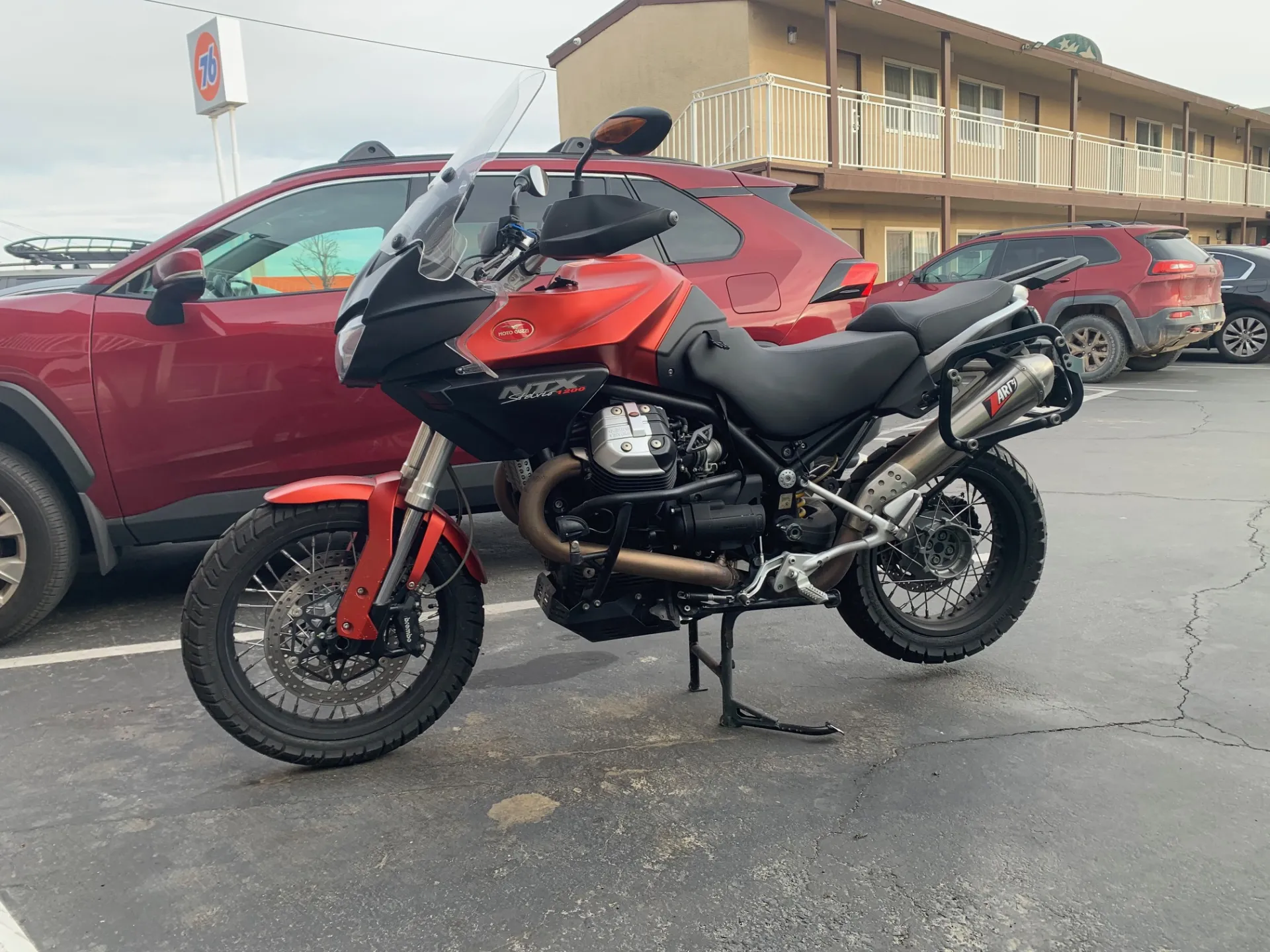 Moto Guzzi Stelvio 2016