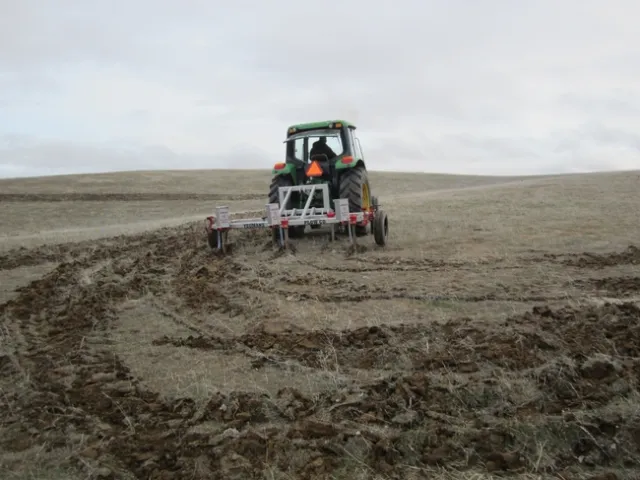 Plowing11