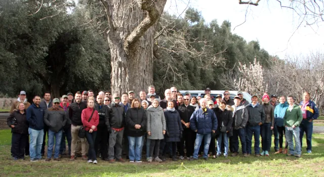 Group_picture2_zoom