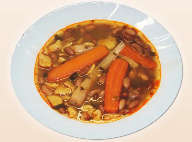 Dry beans cook up quickly into a healthful, inexpensive meals in electric pressure cookers. (Photo: Pixabay)
