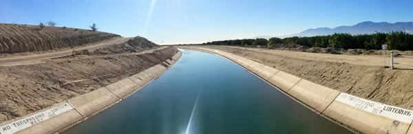 The Coachella Canal in the Coachella Valley Water District of southern California. Photo by Ellen Bruno.