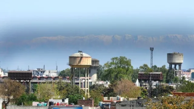 Himalyans can be seen from 100 miles away. Source CNN Travel
