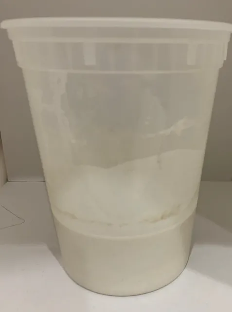 Starter with dark liquid