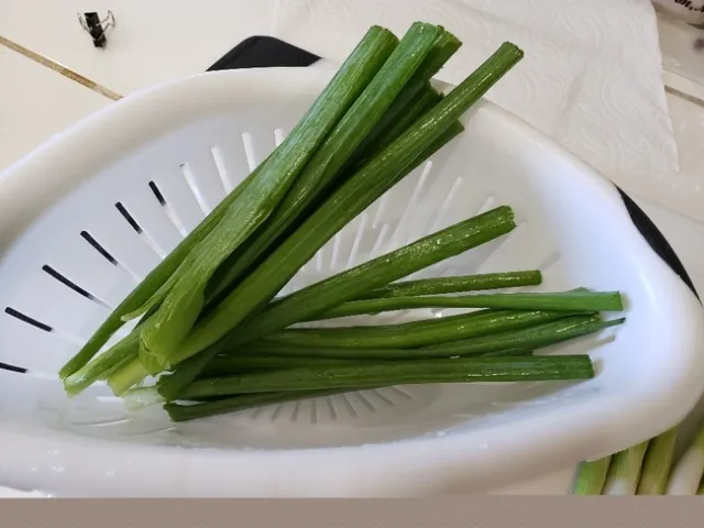 rinsing onions