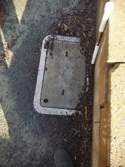 CallBeforeYouDig-Rotated