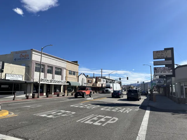 Main Street, Bishop