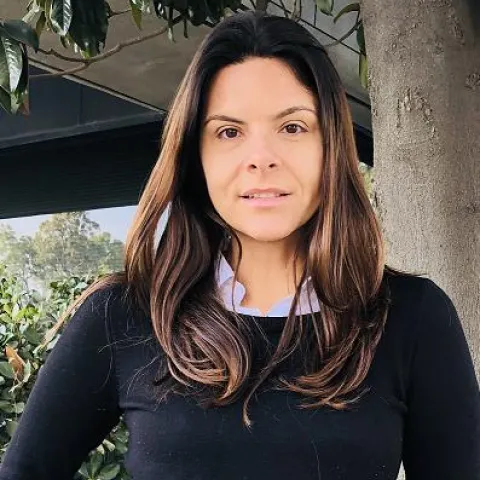 Daniela F R Bruno