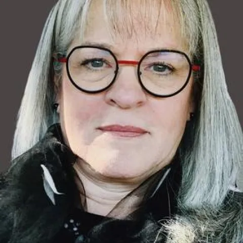 Kathy Eftekhari