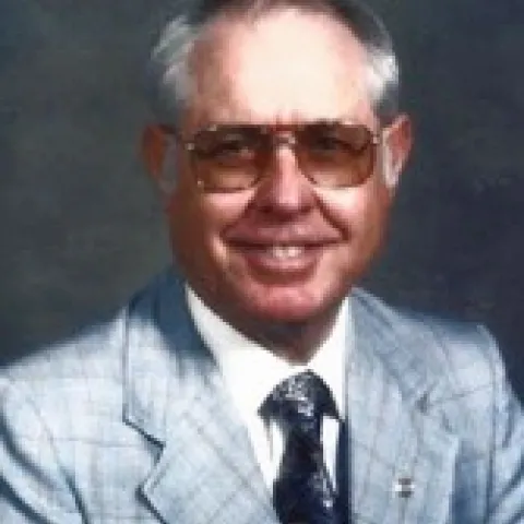 Hodge Black