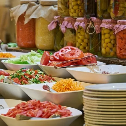 food-4505943 640