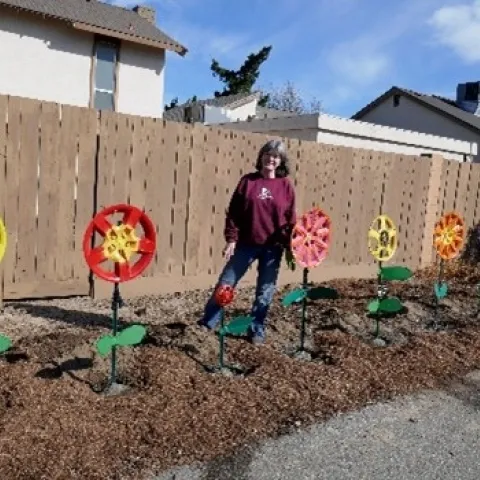 Rhonda with hubcap flowers
