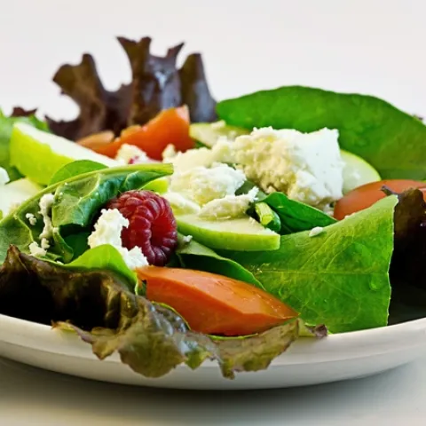 Mixed Green Salad (Pixaby)