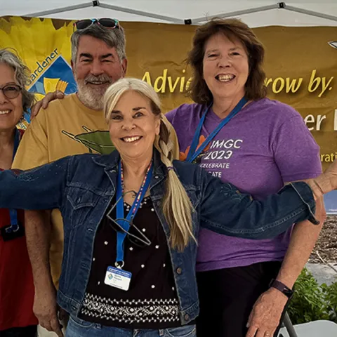 Master Gardeners are available to answer garden questsions at local Farmers' Markets and events.