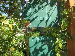Shaw's Flat sign