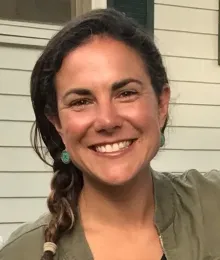 Picture of author, Alli Rowe.