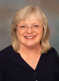 Ellen Z Head shot