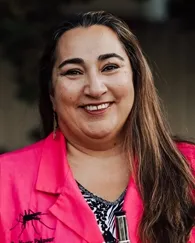 Nazzy Pakpour