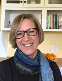 Suzanne Rauzon