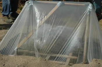 Tent solarization
