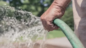 Be sure there is an easily accessible faucet and hose near the edible garden. Photo: pxhere