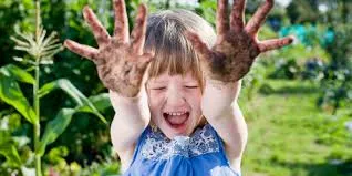 Carnegielibrary.org kid with dirty hands
