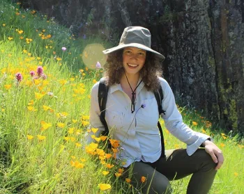 Maureen Page co-won the 2022 bumble contest when she was a doctoral candidate in the Neal Williams lab. She received her doctorate in entomology earlier this year.