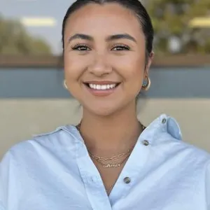 Alyssabeth Navarro